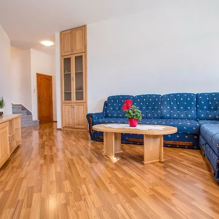 Apartament Larus-m