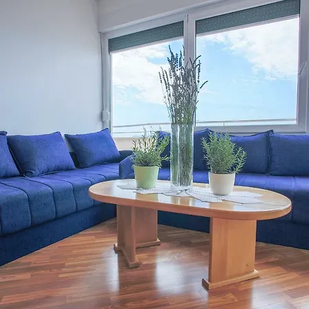 Apartment Larus-m Mimice