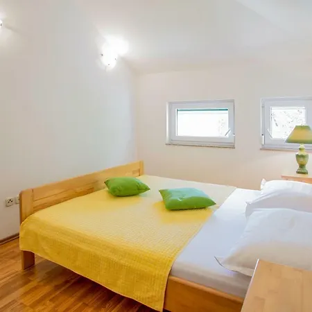 Apartman Larus-m