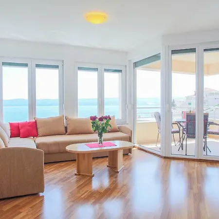 Larus-m Apartment *